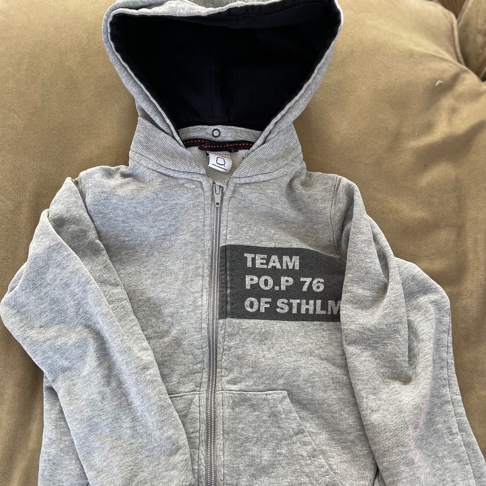 Boy's sweatshirt with hoodie & zipper front. Polarn O Pyret